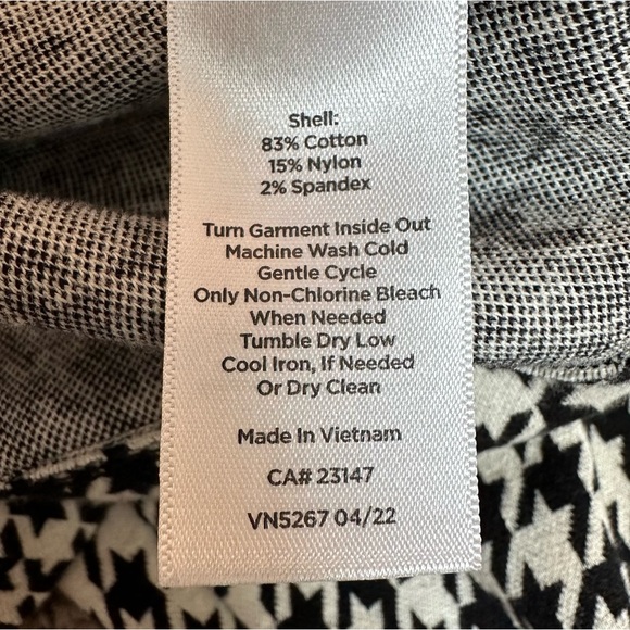Talbots Houndstooth Pearl Button Cuff Long Sleeve Top Black & White Size Medium - Picture 9 of 10
